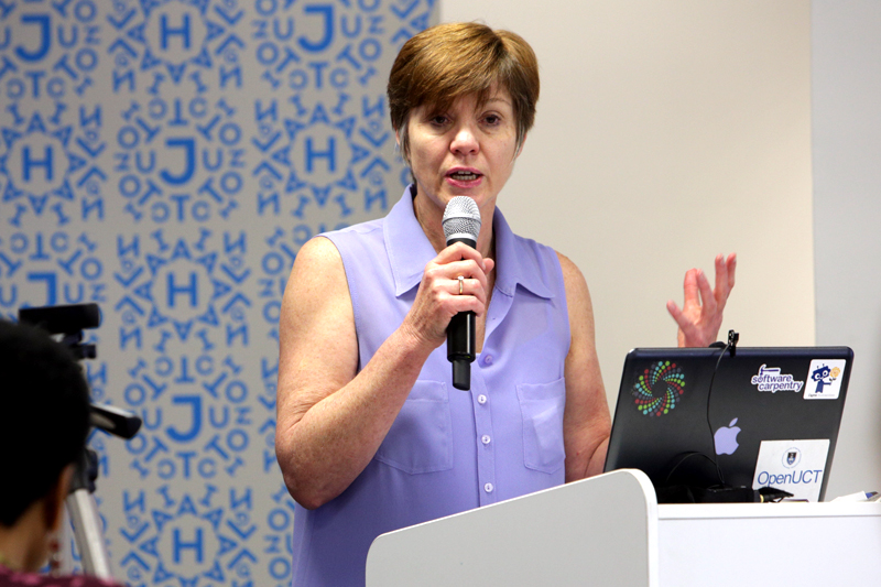 Gwenda Thomas, the executive director of UCT Libraries, welcomes attendees to the official launch of UCTâs new institutional data repository, ZivaHub.