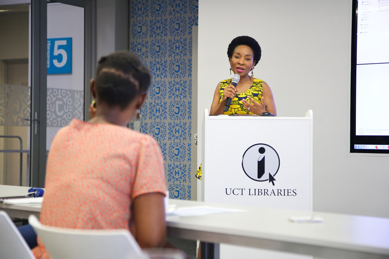 VC Prof Mamokgethi Phakeng welcomes participants at the start of UCT Librariesâ Open Data Day.